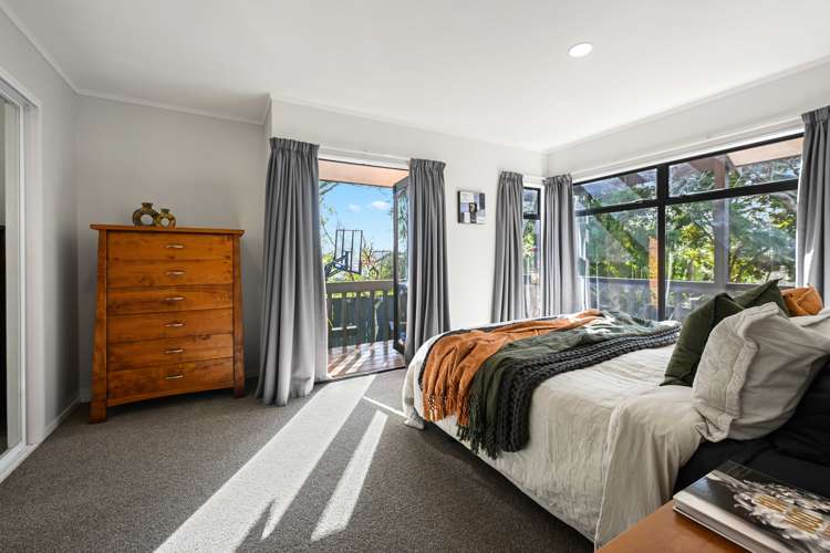 28 Church Road Pukete_13