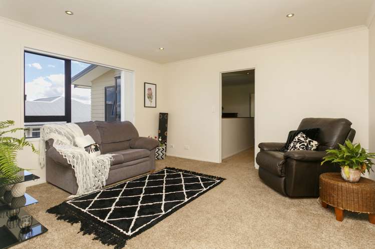 3 Coprosma Crescent Waipahihi_11