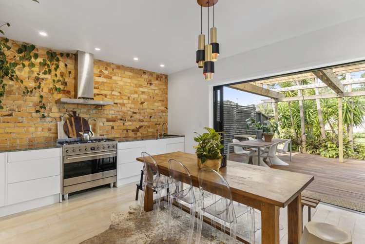 2a Wesley Street Devonport_12