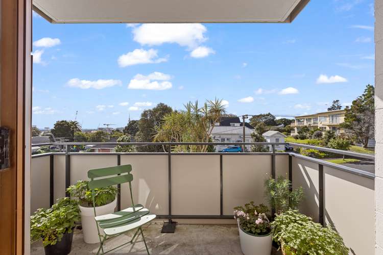 12/44 Esplanade Road Mount Eden_9