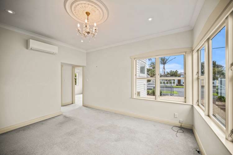 36 Te Ra Road Point Chevalier_13