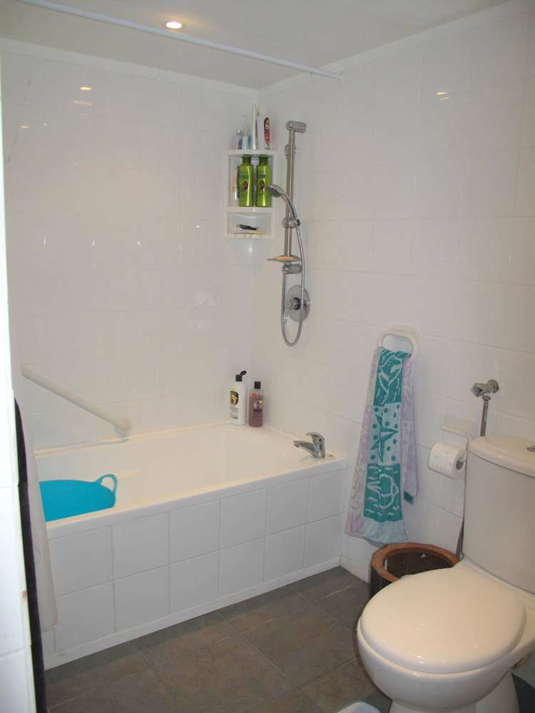 25 Seaview Avenue Te Puru_13