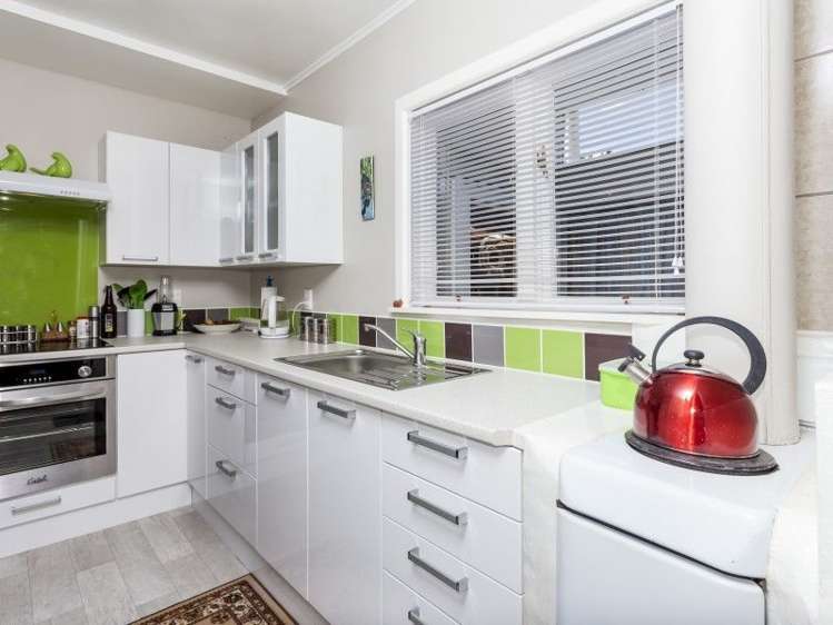 20 Trotter Avenue Waiomu_8