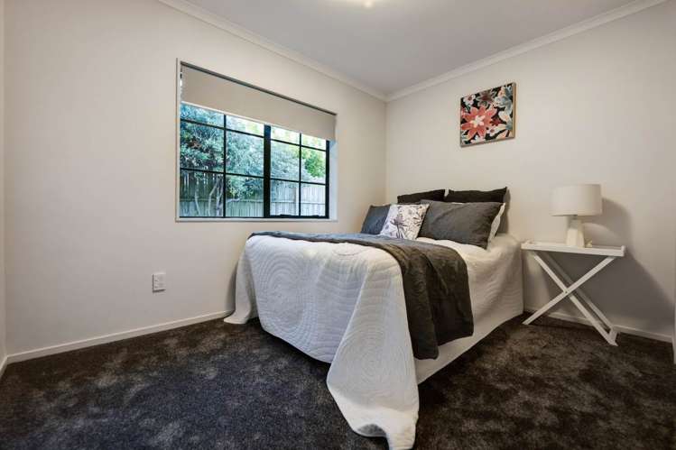 42 Farmdale Court Flat Bush_22