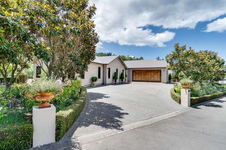 99 Kent Terrace Taradale_11