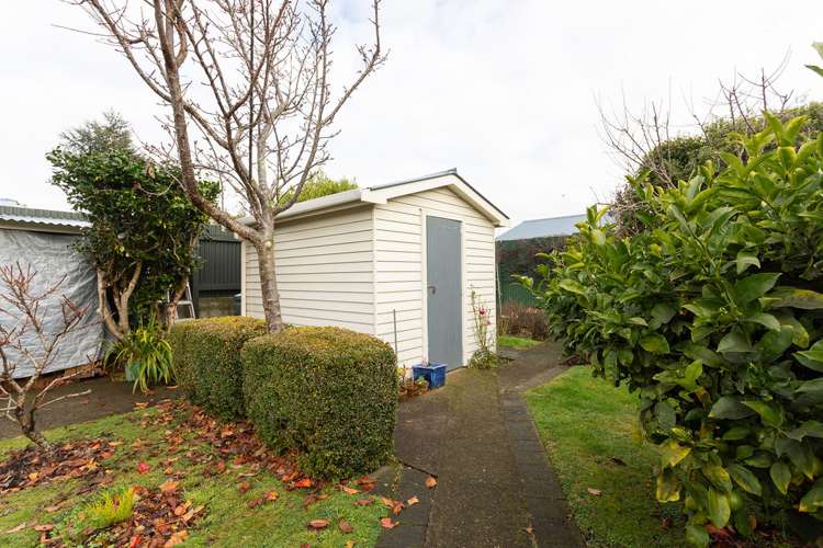 29 Guy Street Dannevirke_17