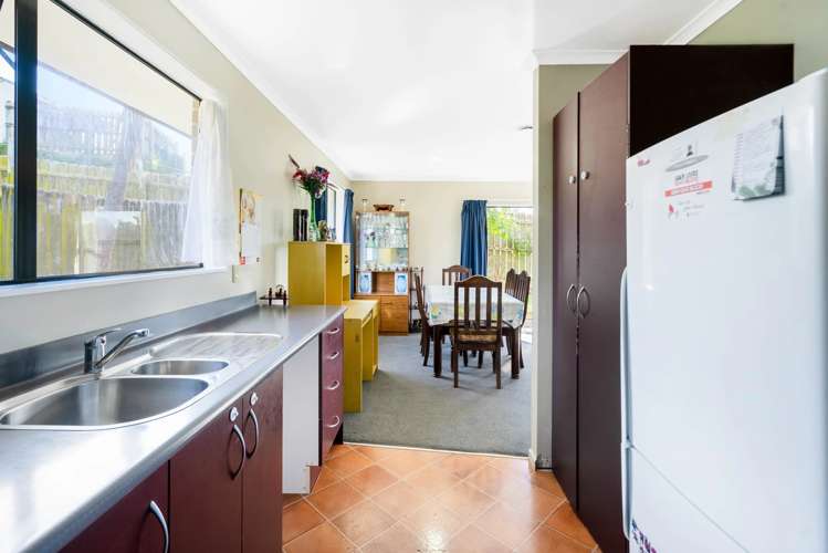 45 Robert Ross Place Manurewa_10