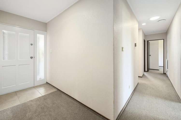 8 Wychwood Crescent Springfield_13