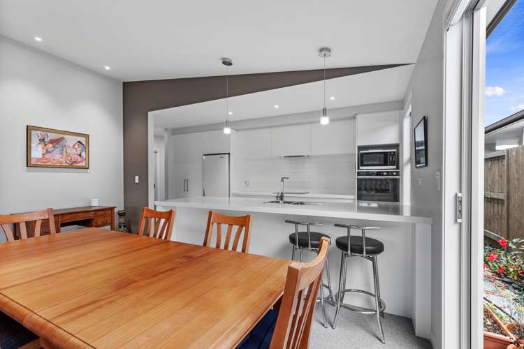 90 Saint Pauls Drive Brookfield_10