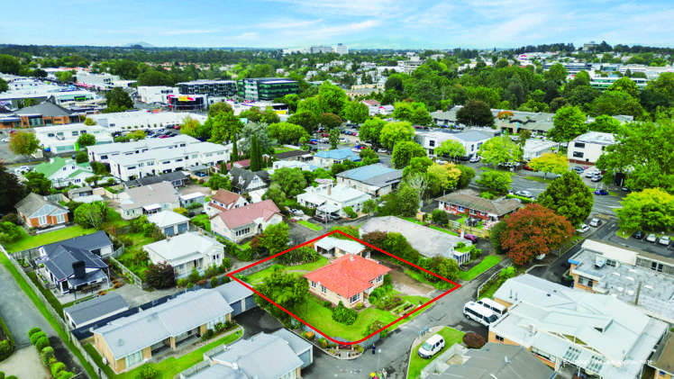 544 Grey Street Hamilton East_16