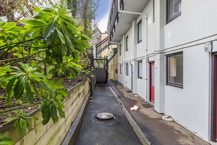 7/46 Hiropi Street Newtown_13