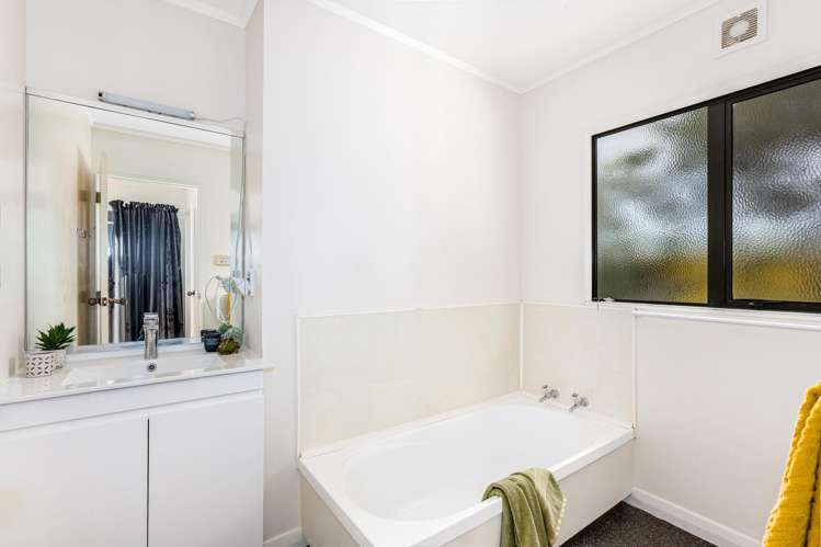 21 Ladbrooke Drive Newlands_19