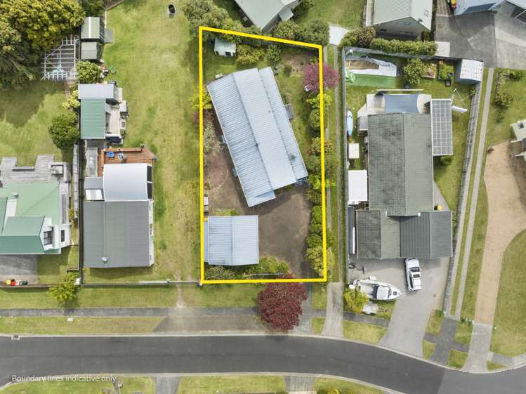 135 Everitt Crescent Whangamata_24