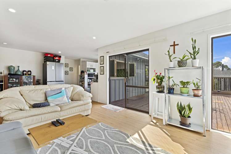 86 Anich Road Massey_9