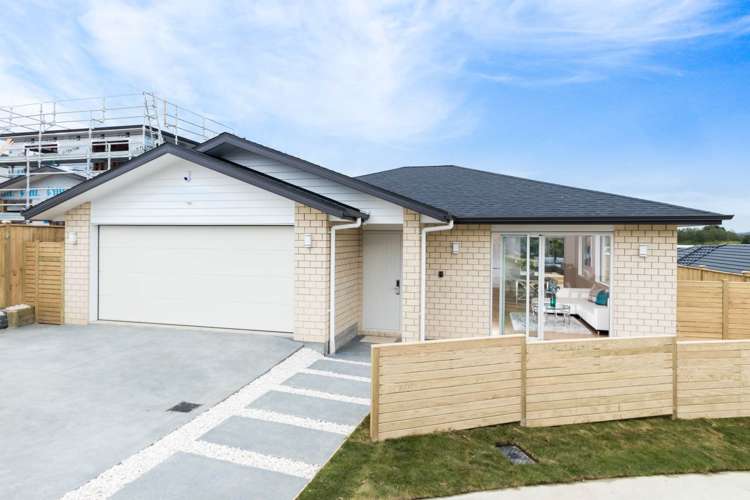 12 Tararua Street Massey_22