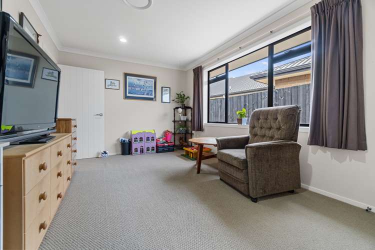 9 Tulip Drive Cambridge_13