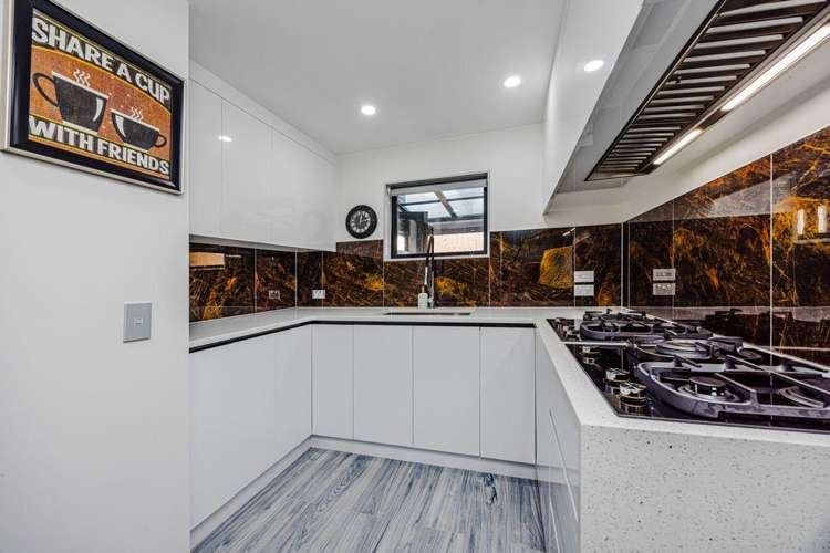 29A Plumley Crescent Mangere_11
