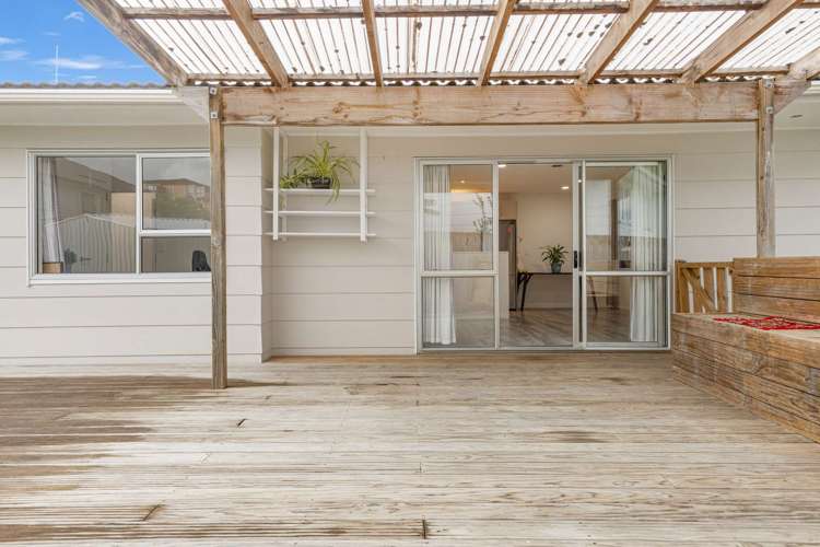 6 Fernhaven Place Massey_8