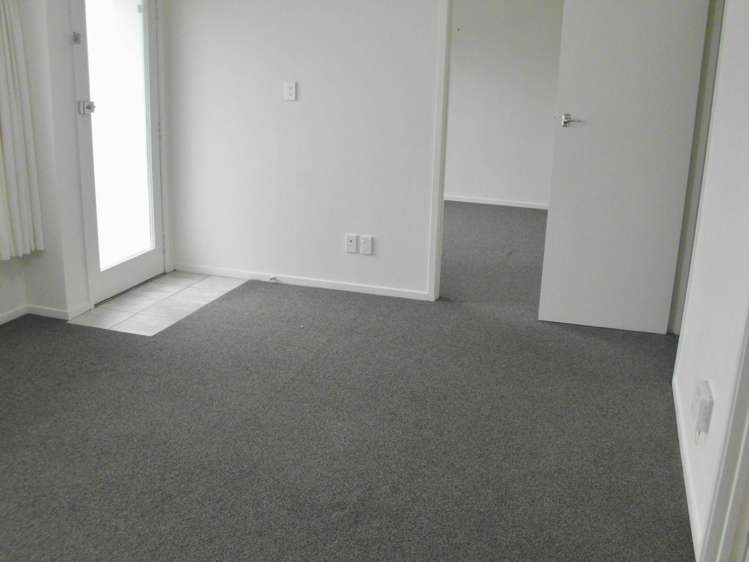 2/16 Karaka Street Takapuna_2