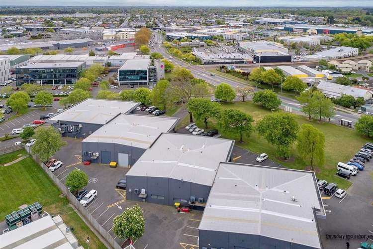 2/1 Show Place Addington_13