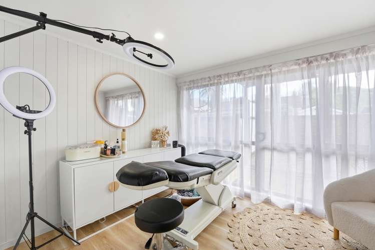 8 Ash Place Aramoho_16