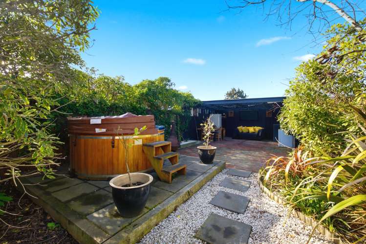 1A Inwoods Road Parklands_17