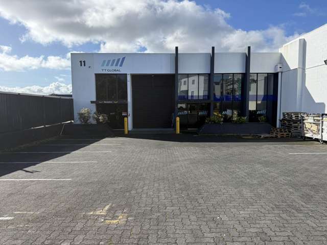 11 Binsted Road New Lynn_1