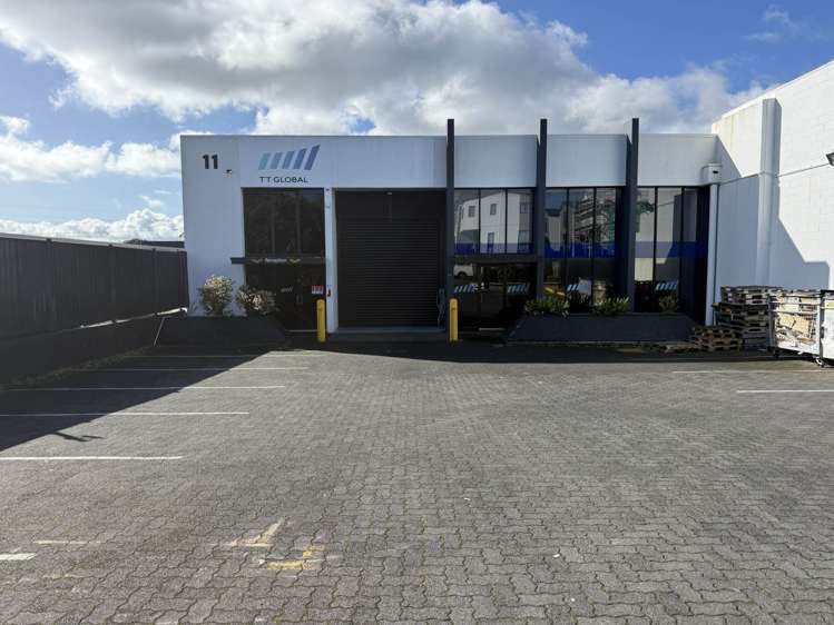11 Binsted Road New Lynn_1
