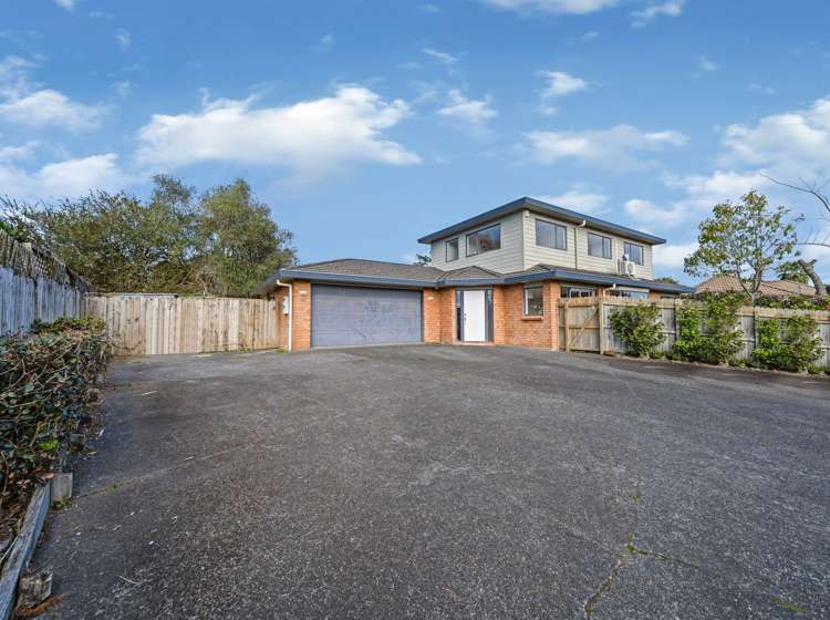 2/12 Solana Court Botany Downs_32