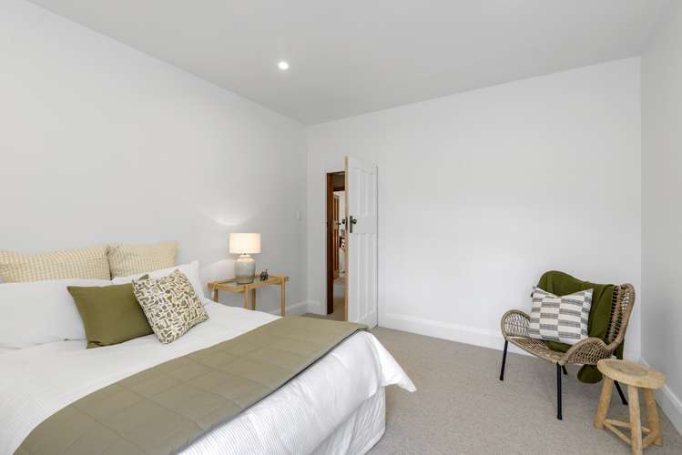 121 Eastern Terrace Beckenham_13