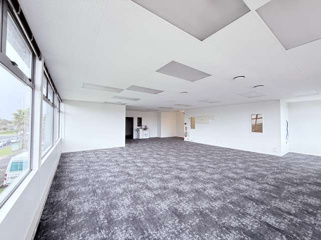 2/4 Civil Place Albany_4