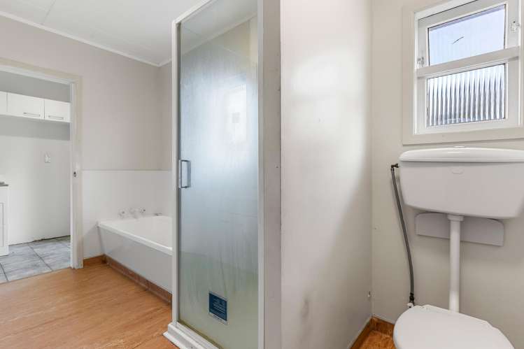 31 Clevedon Road Papakura_12