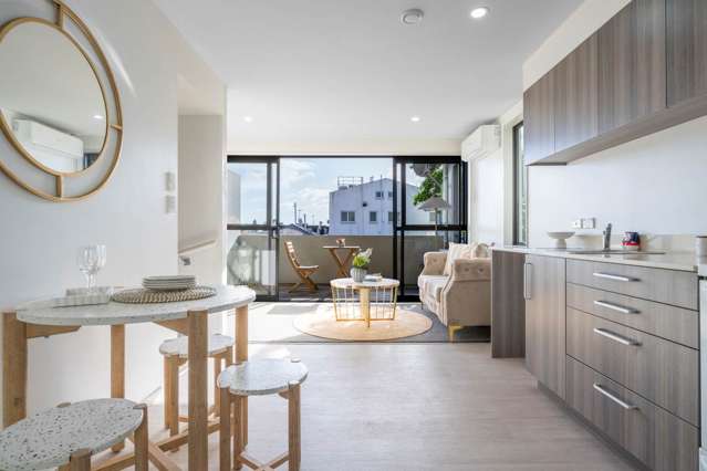 2/1902 Great North Road Avondale_2