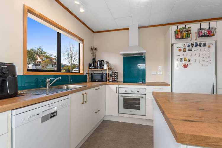 70B West View Crescent Onerahi_4