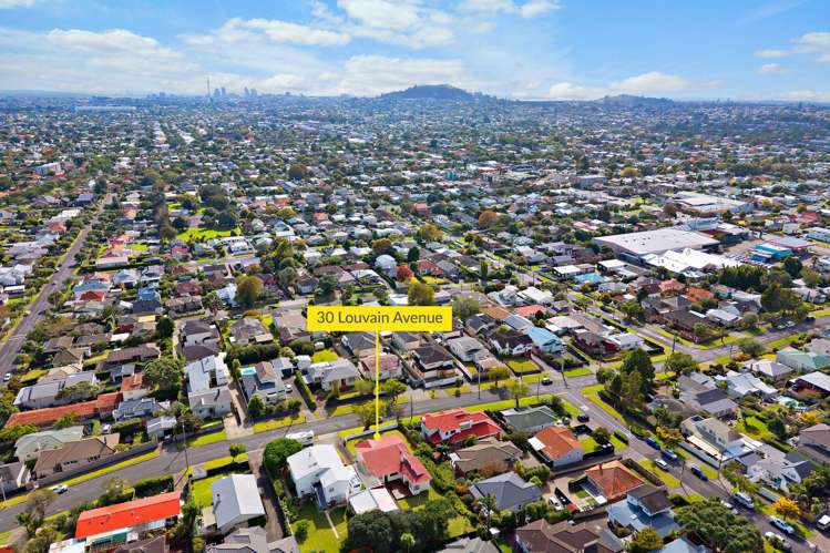 30 Louvain Avenue Mount Roskill_35