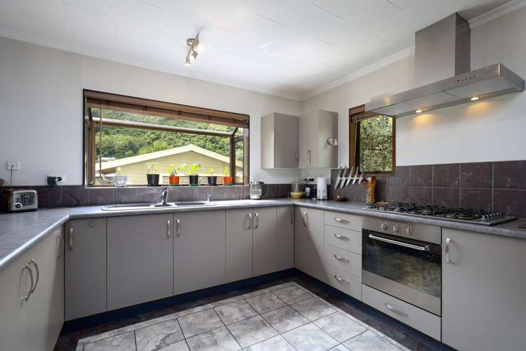 8 Robinson Road The Brook_6