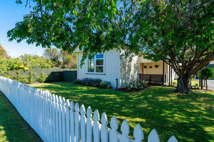 37 Dillons Point Road_0