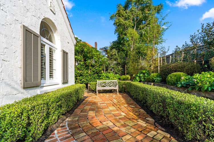 37 Glanville Terrace Parnell_21