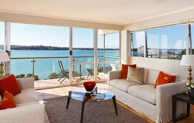 11/57 Sarsfield Street Herne Bay_1