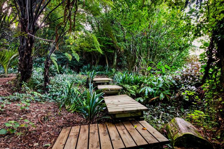 325 Tukapa Street Hurdon_19