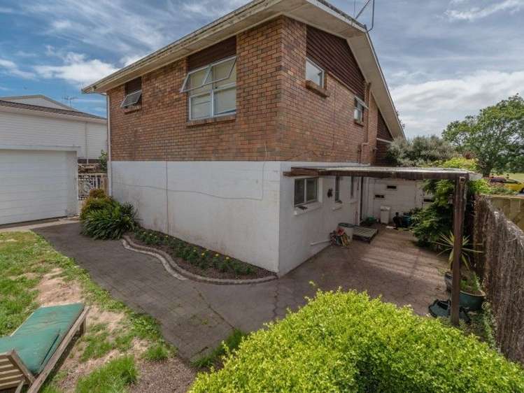 34 Clements Crescent Queenwood_19