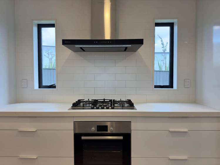 6 Henry Lloyd Place Millwater_5