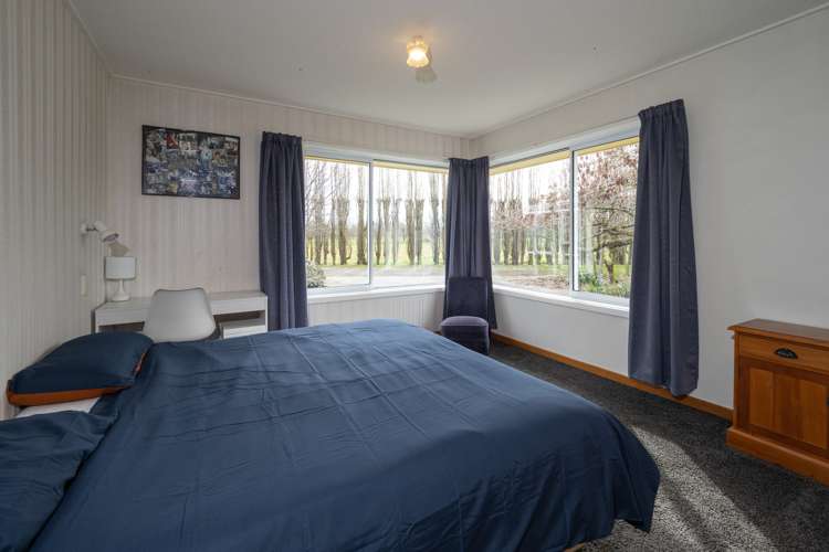 374 Racecourse Road Allenton_13