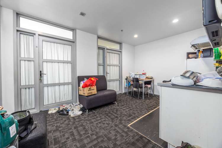 807/138 Anzac Avenue_4