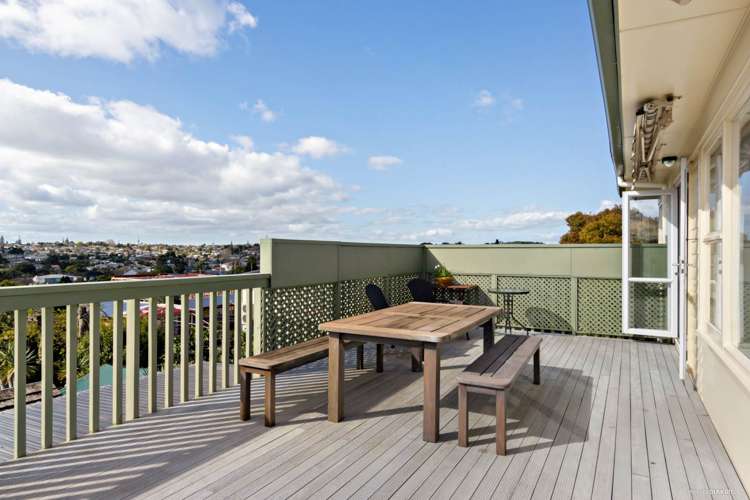 16 Letterkenny Place Blockhouse Bay_4