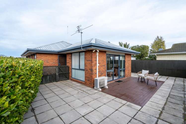 2/164 Lyttelton Street_0