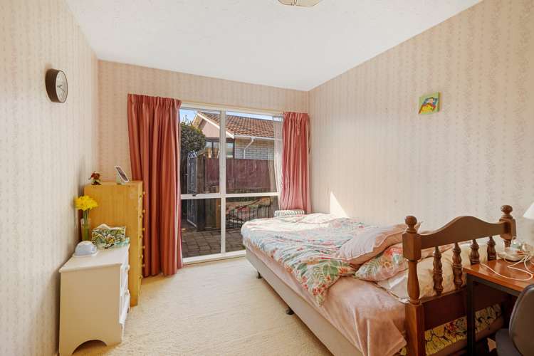 15b Salford Avenue Redwood_14