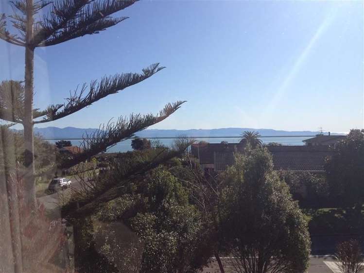 1/2 Bodmin Street Marybank_8