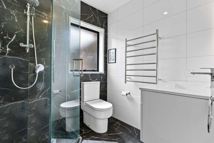 7 Longford Park Drive Takanini_13