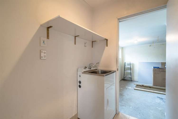 4/10 Taiere Terrace Onehunga_16